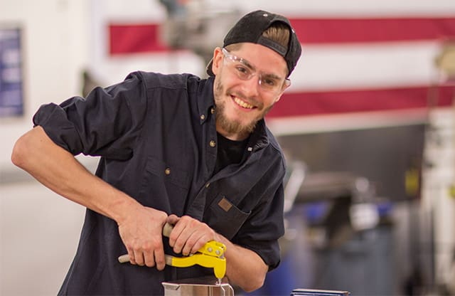 What is an Industrial Manufacturing Technician
